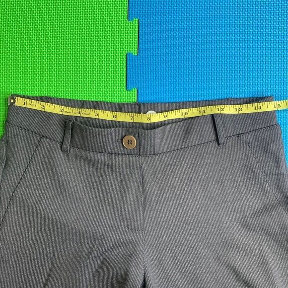 Betabrand Women’s Medium Boot Cut Pull On Dress Pants Yoga Pants Gray Pinstripe - Picture 6 of 8
